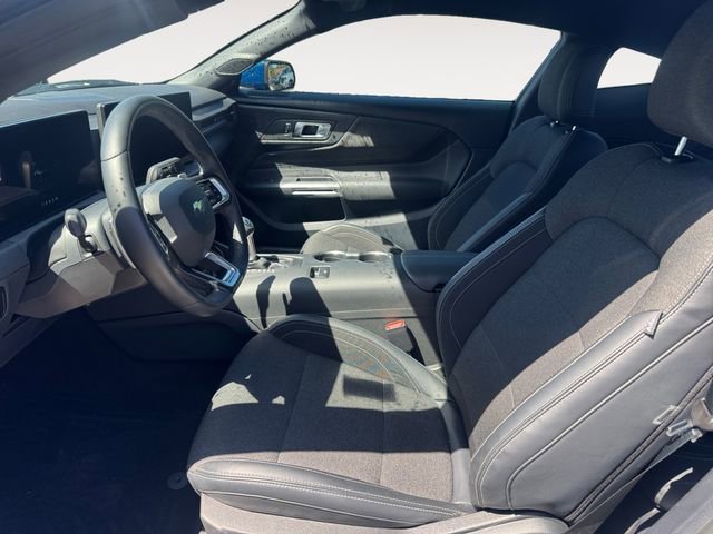Used 2024 Ford Mustang GT RWD image 9