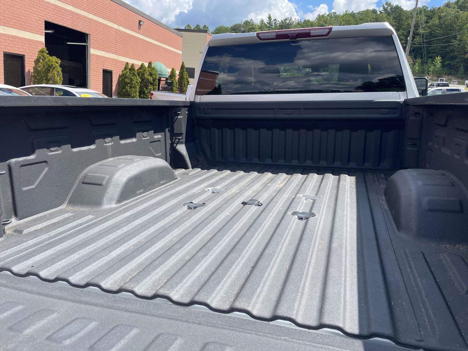 Used 2023 Chevrolet Silverado 2500 Custom w/ Gooseneck/5TH Wheel Package AWD/4WD image 28
