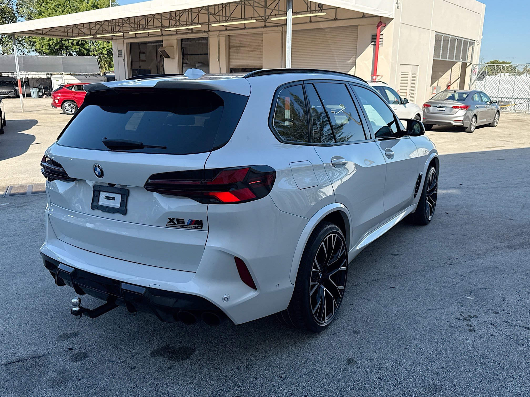 Used 2024 BMW X5 M Competition w/ Executive Package image 7