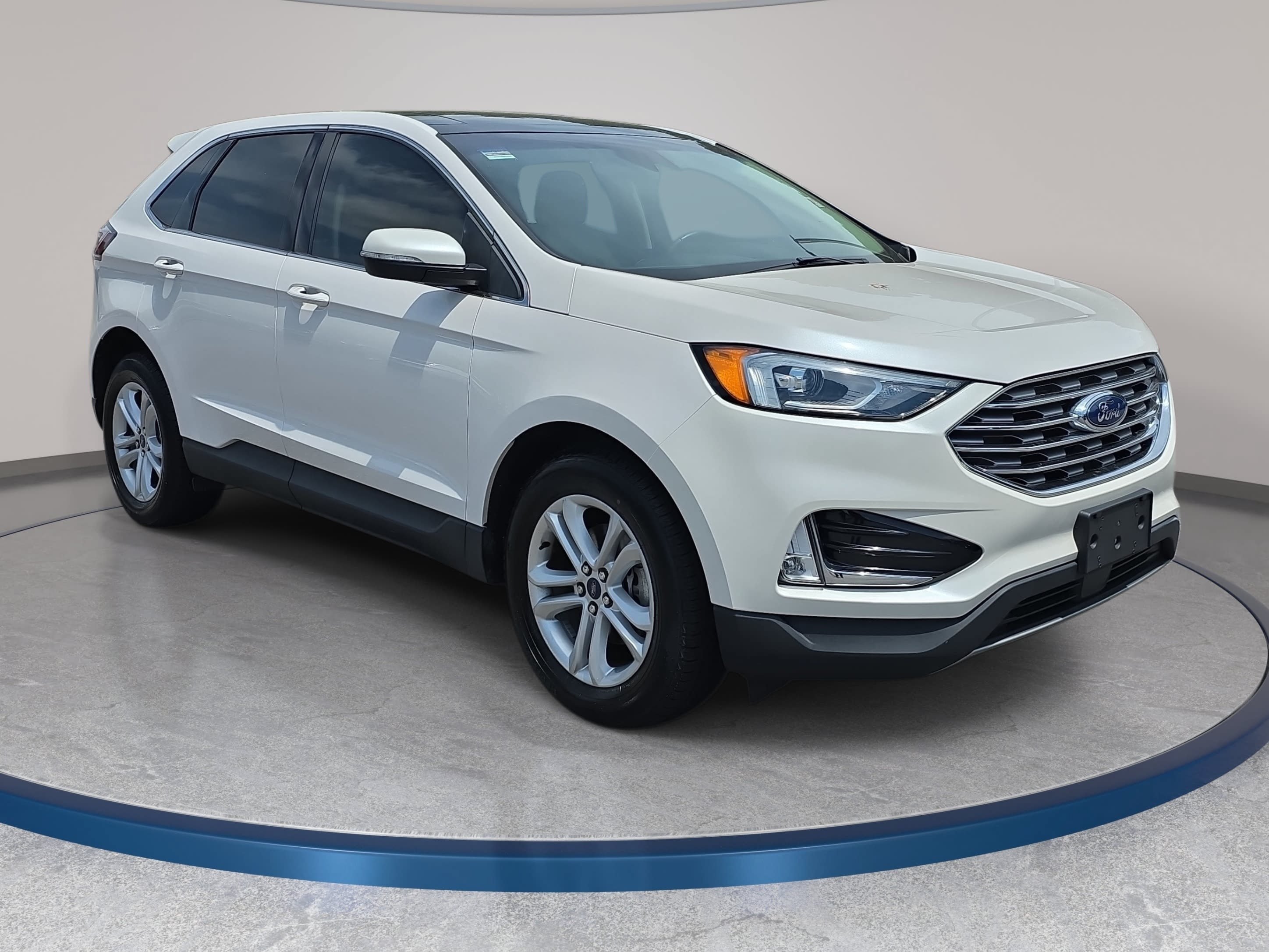 Used 2019 Ford Edge SEL w/ Equipment Group 201A FWD image 3