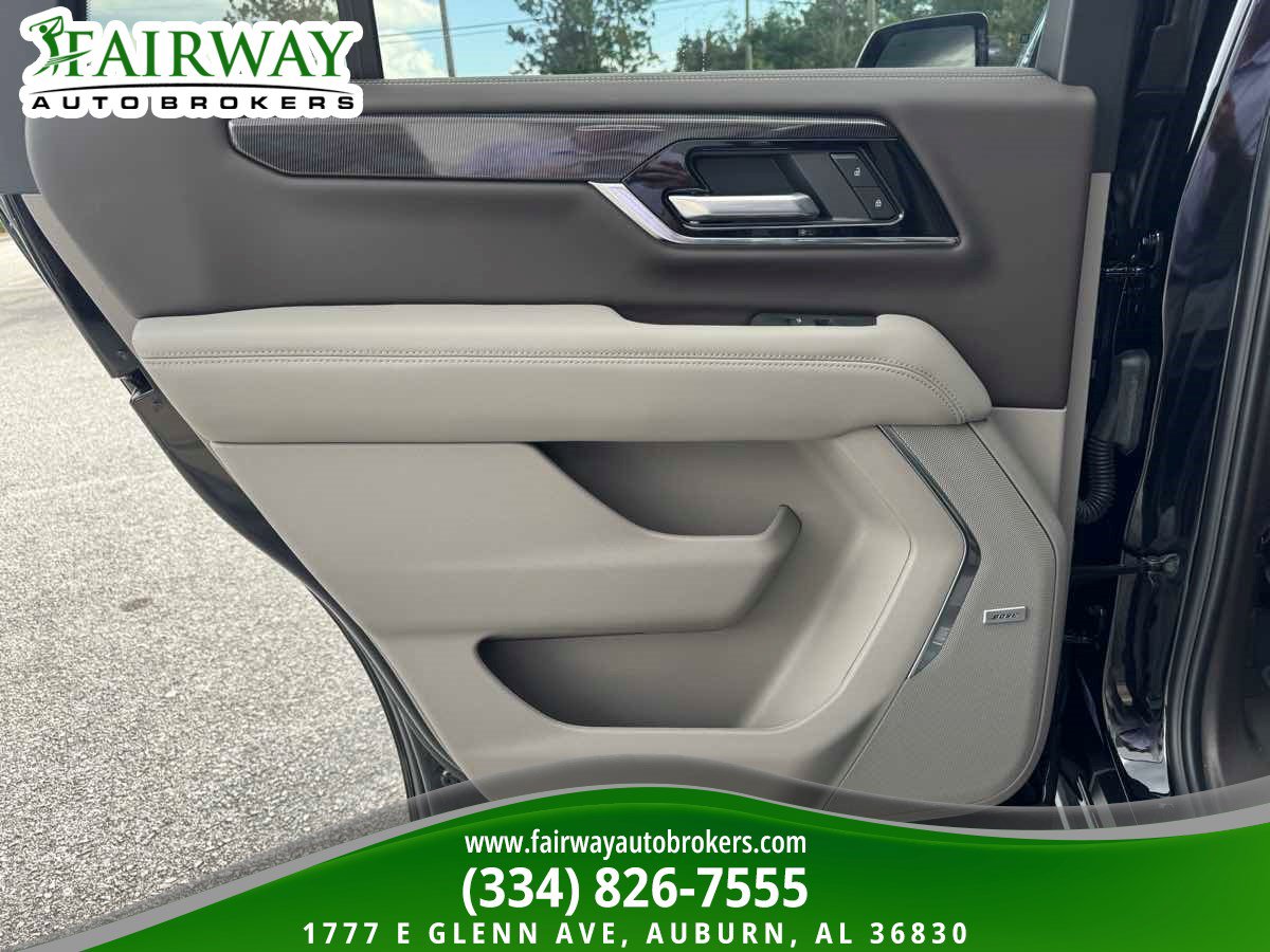 Used 2026 GMC Yukon Elevation w/ Elevation Premium Package AWD/4WD image 33
