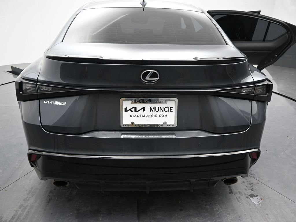 Used 2021 Lexus IS 350 F Sport image 9