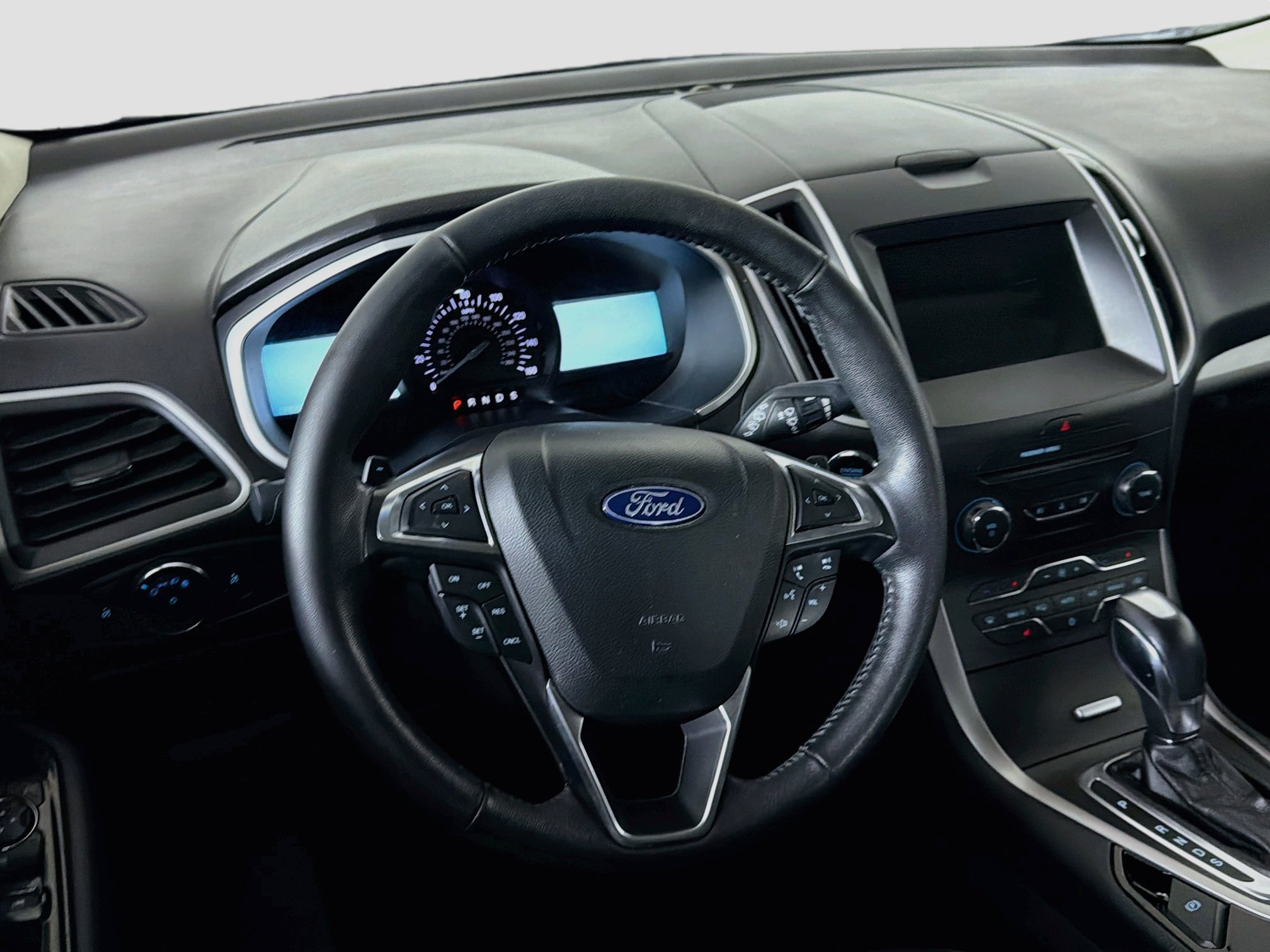 Used 2018 Ford Edge SEL w/ Equipment Group 201A FWD image 18