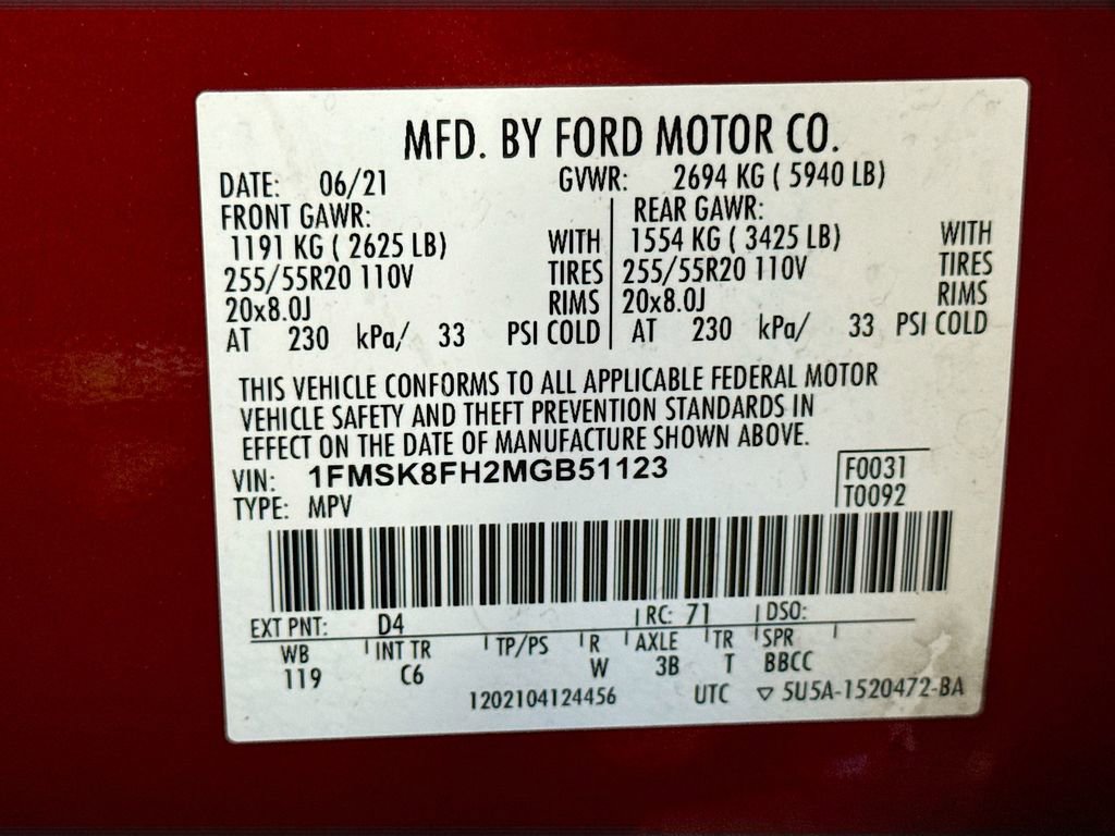 Used 2021 Ford Explorer Limited w/ Equipment Group 301A AWD/4WD image 26