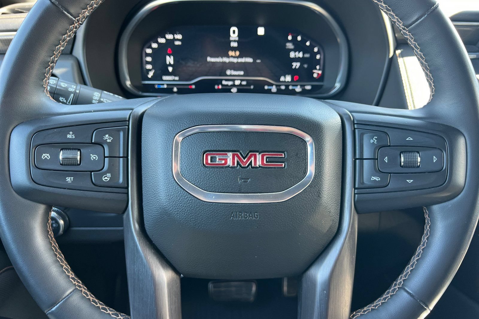 Used 2023 GMC Yukon AT4 w/ AT4 Premium Package AWD/4WD image 33