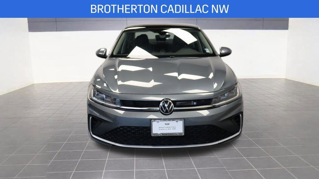 Used 2025 Volkswagen Jetta SE image 10