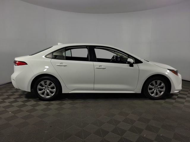 Used 2024 Toyota Corolla LE FWD image 10