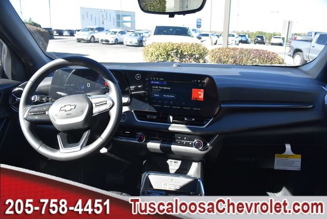 New 2026 Chevrolet Equinox LT w/ Convenience Package II FWD image 3