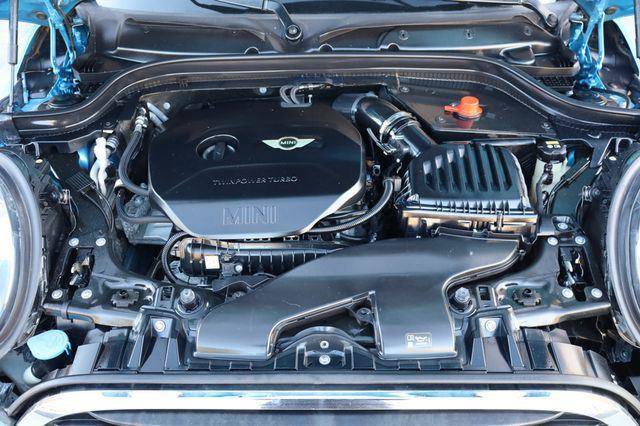 Used 2019 MINI Cooper 4-Door Hardtop FWD image 10