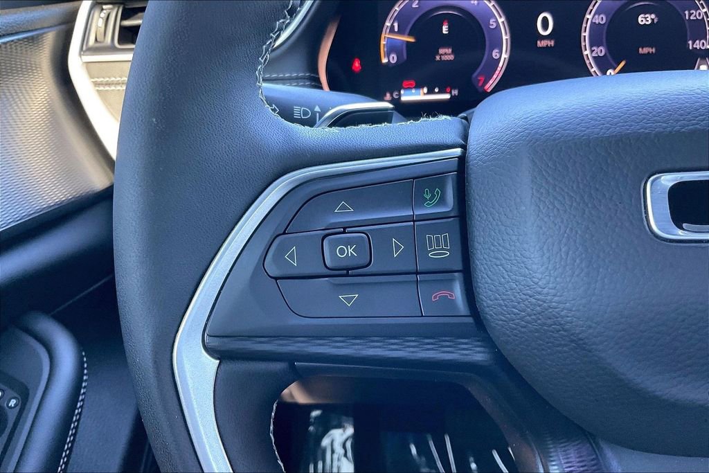 Used 2025 Jeep Grand Cherokee L Altitude image 18