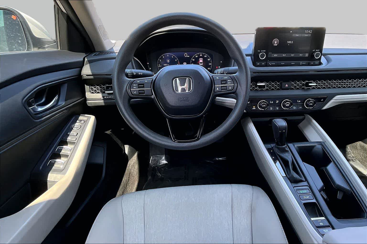 Used 2024 Honda Accord EX image 6