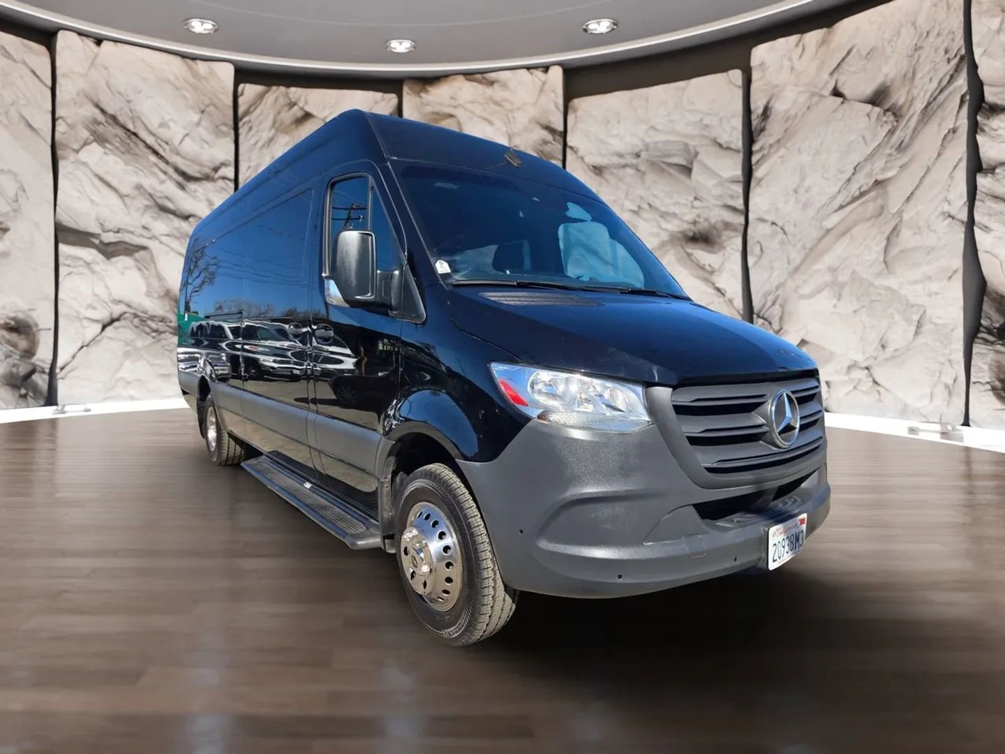 Used 2021 Mercedes-Benz Sprinter 3500 w/ Premium Package image 3