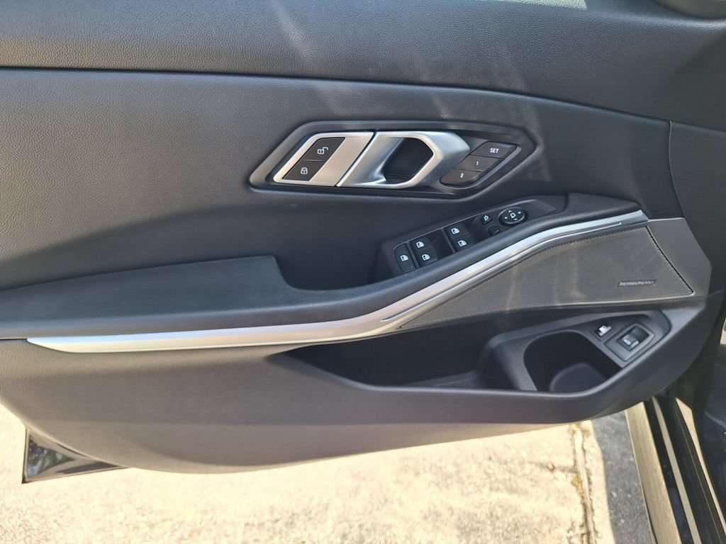 Used 2023 BMW 330e w/ M Sport Package RWD image 33