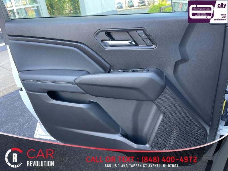 Used 2024 Chevrolet Colorado LT RWD image 32