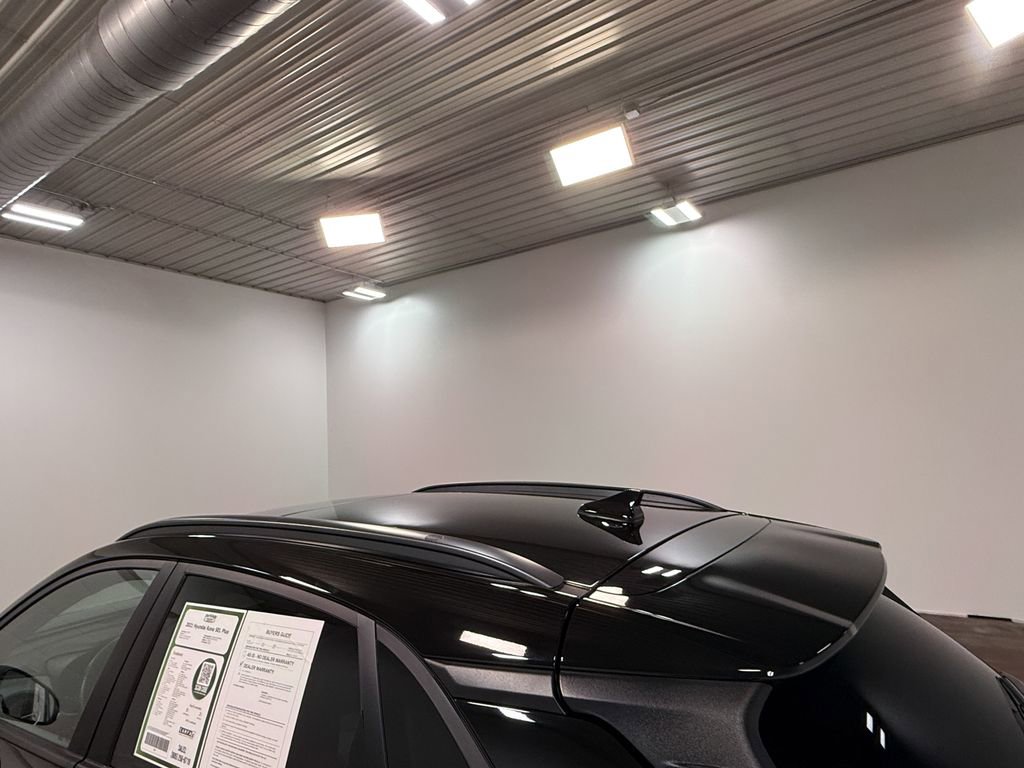 Used 2021 Hyundai Kona SEL Plus AWD/4WD image 43