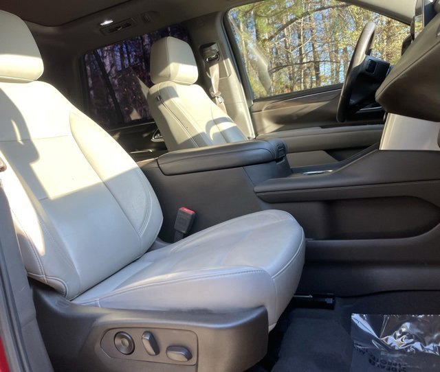 Used 2021 Chevrolet Tahoe Z71 w/ Z71 Signature Package image 23