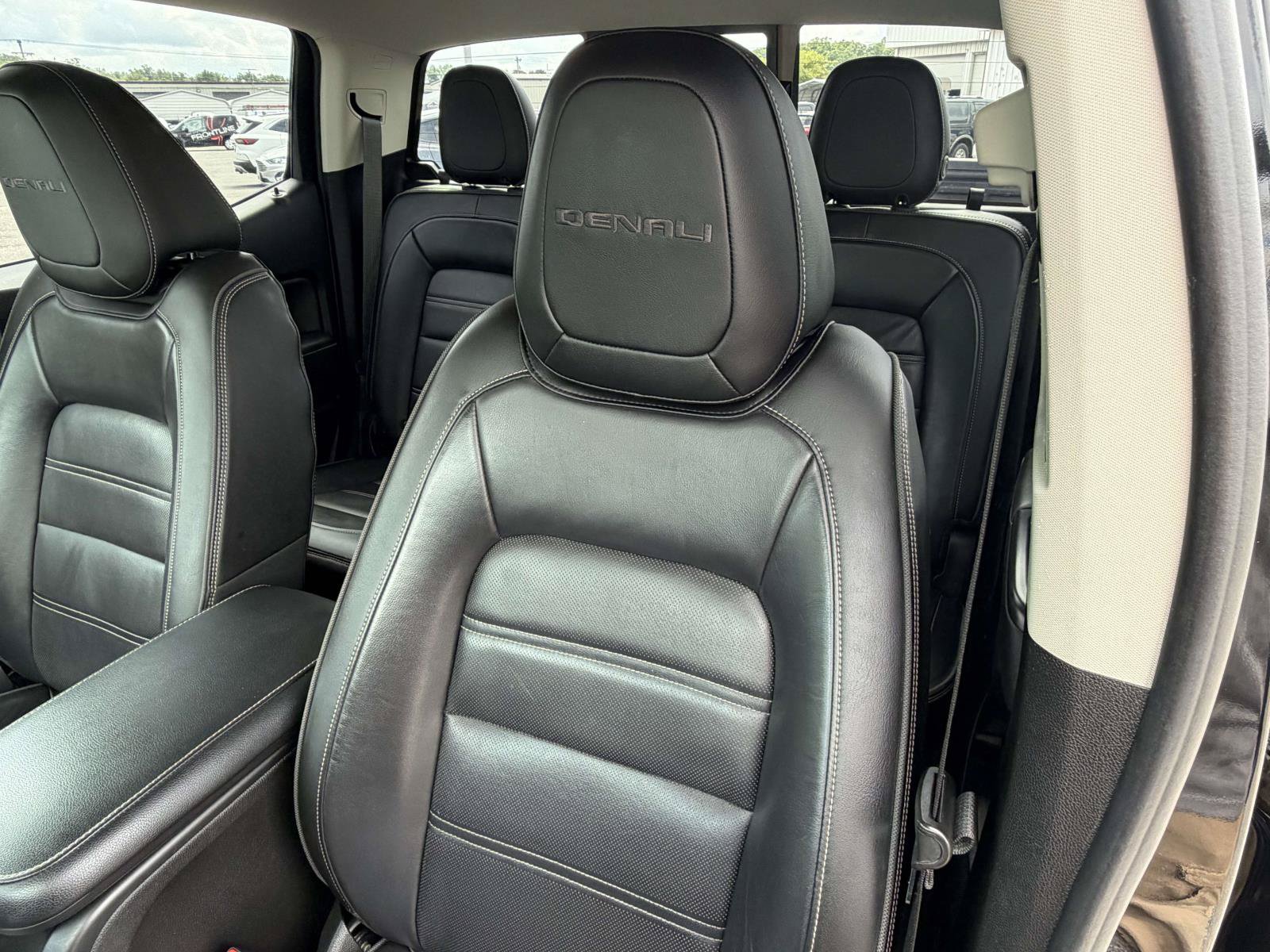 Used 2018 GMC Canyon Denali RWD image 22