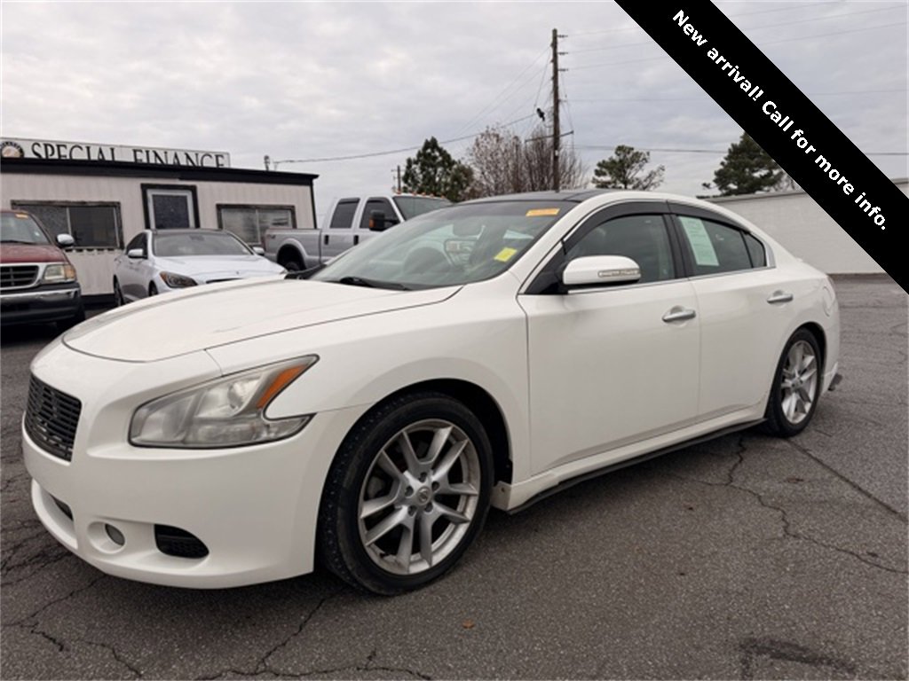 Used 2010 Nissan Maxima 3.5 SV w/ Premium Pkg image 2