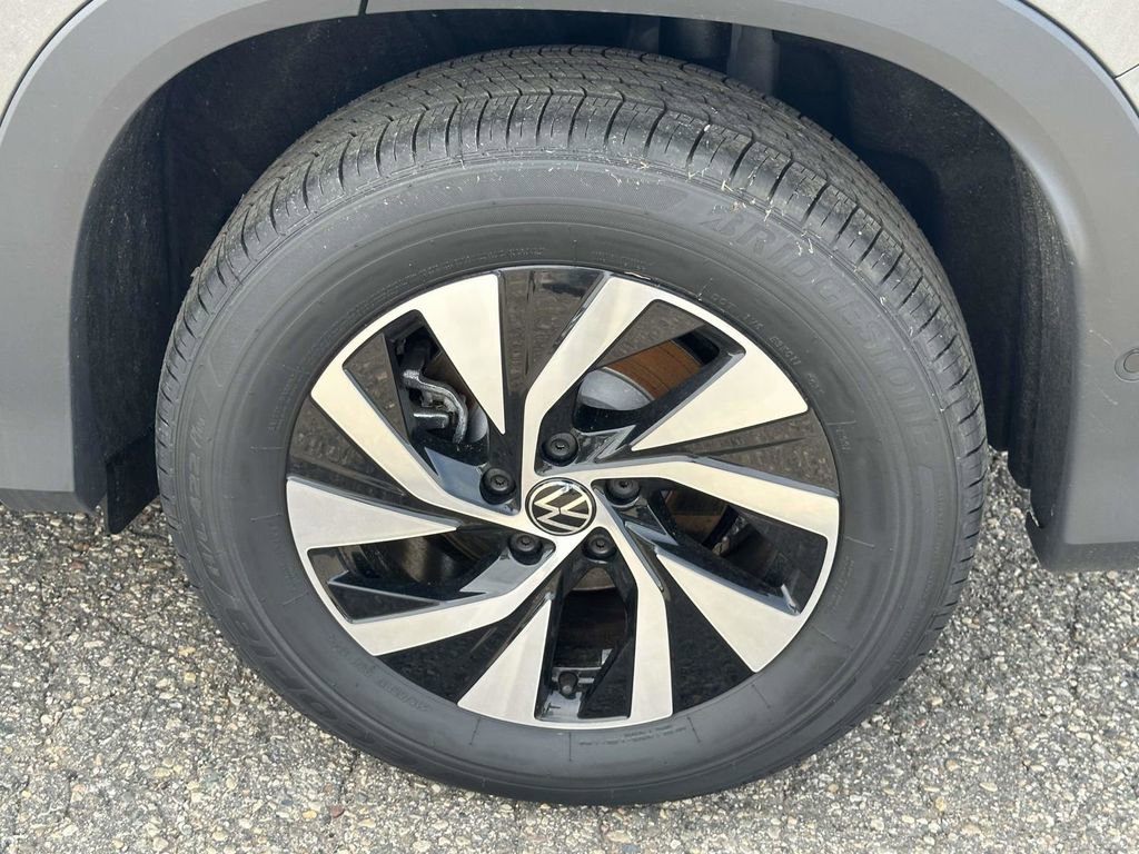 New 2026 Volkswagen Tiguan S image 8