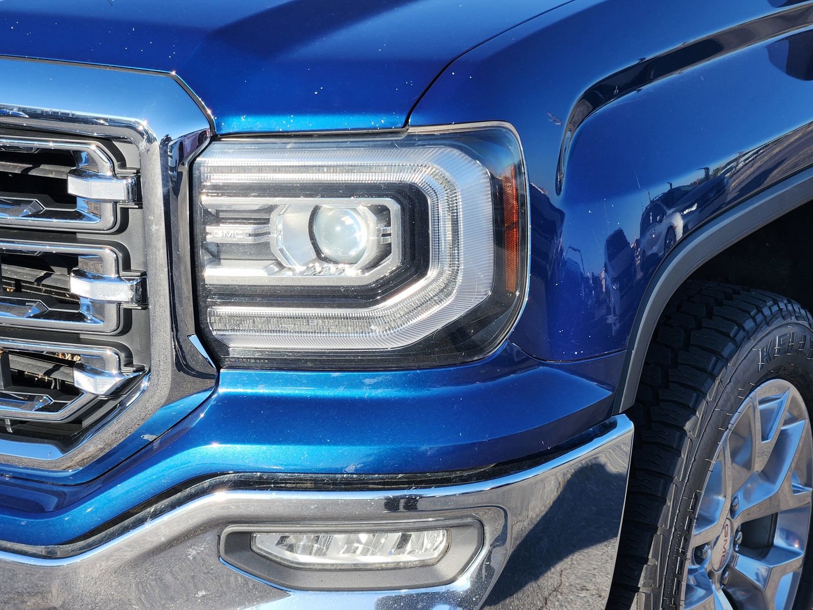 Used 2017 GMC Sierra 1500 SLT w/ SLT Premium Package image 11