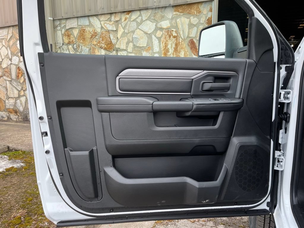 New 2026 RAM 3500 Tradesman w/ Chrome Appearance Group A AWD/4WD image 19