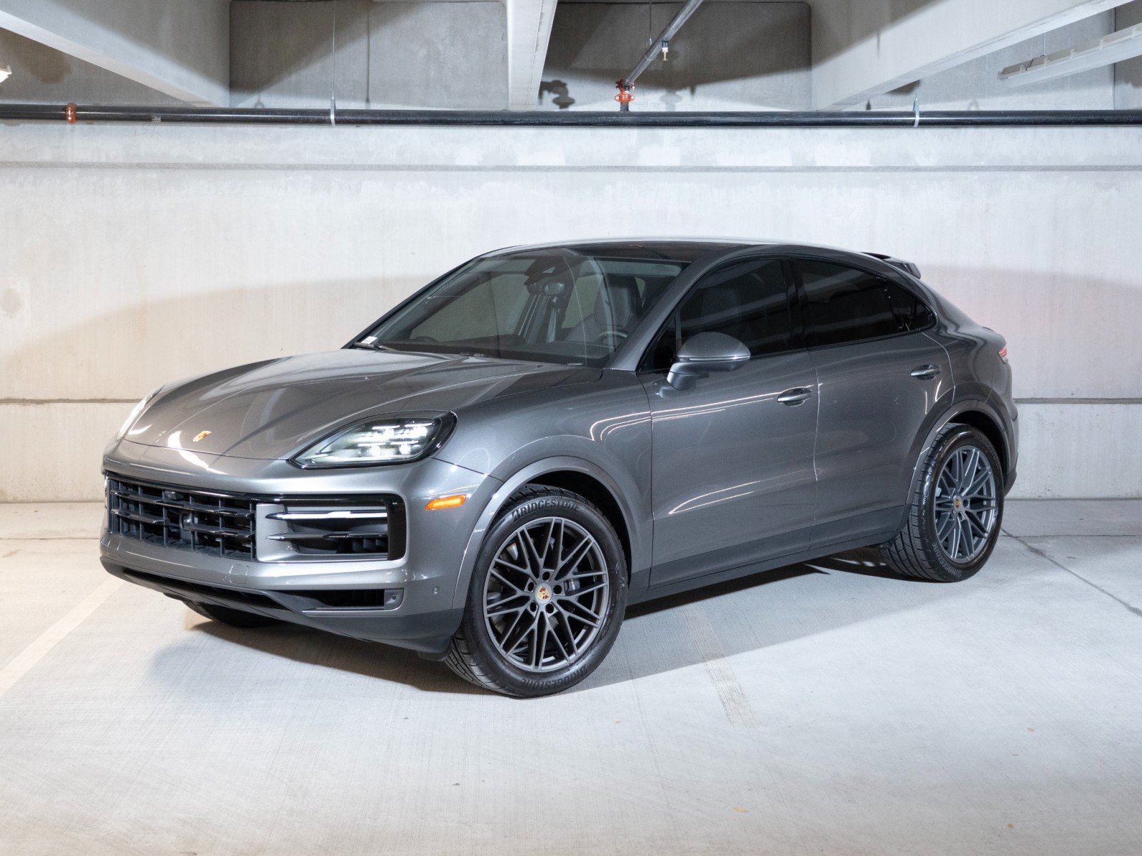 Certified 2024 Porsche Cayenne GTS AWD/4WD image 1