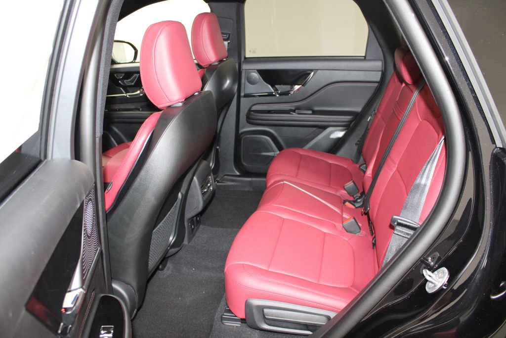 New 2026 Lincoln Corsair Reserve w/ Jet Appearance Package image 25