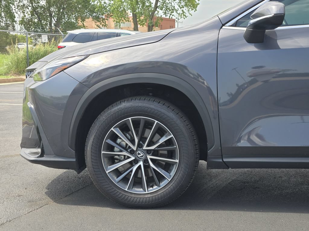 Used 2025 Lexus NX 250 FWD w/ Accessory Package (K3) image 8