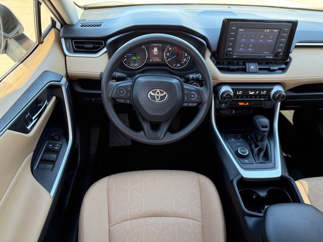 Used 2021 Toyota RAV4 XLE w/ Convenience Package image 21