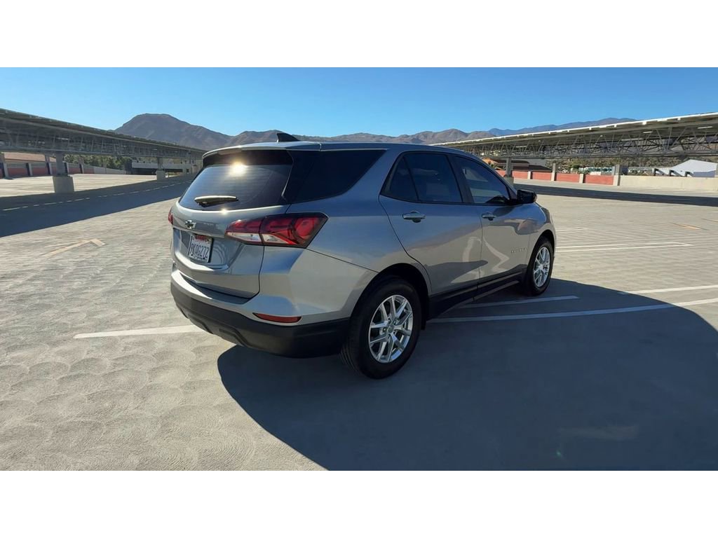 Used 2024 Chevrolet Equinox LS image 8