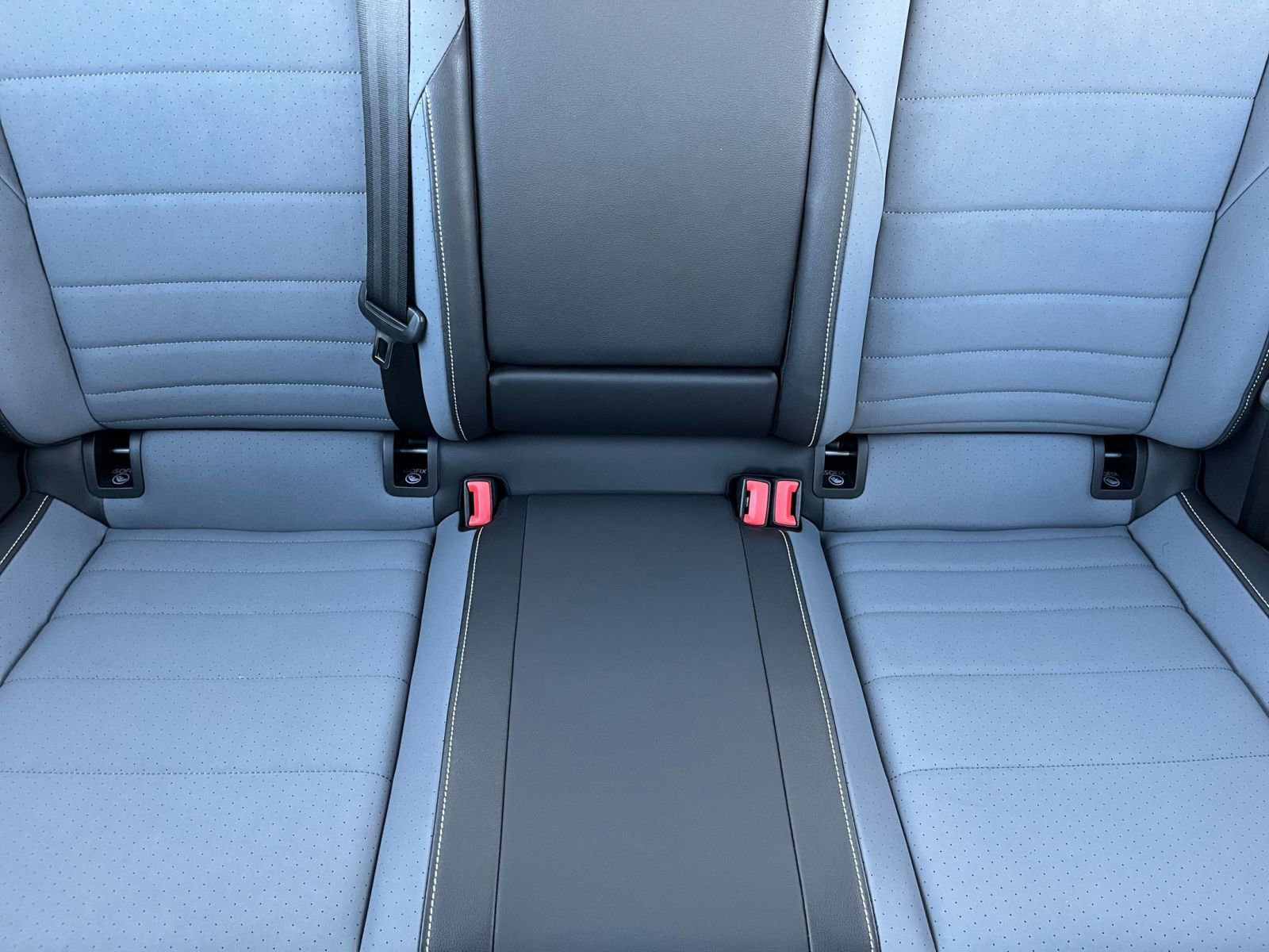 Used 2025 Volkswagen Jetta SE image 38