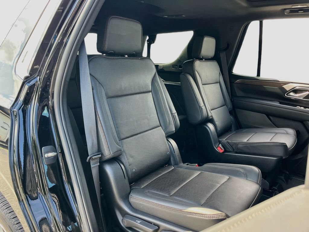 Used 2024 Chevrolet Tahoe High Country AWD/4WD image 29