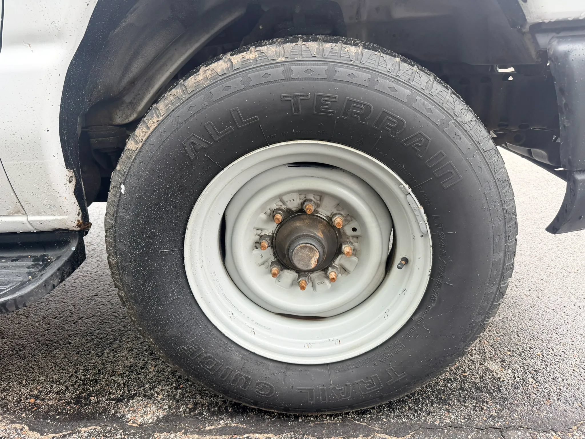Used 2008 Ford E-250 and Econoline 250 RWD image 16