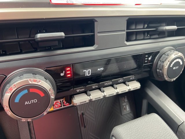 New 2025 Toyota Tacoma TRD Off-Road image 31