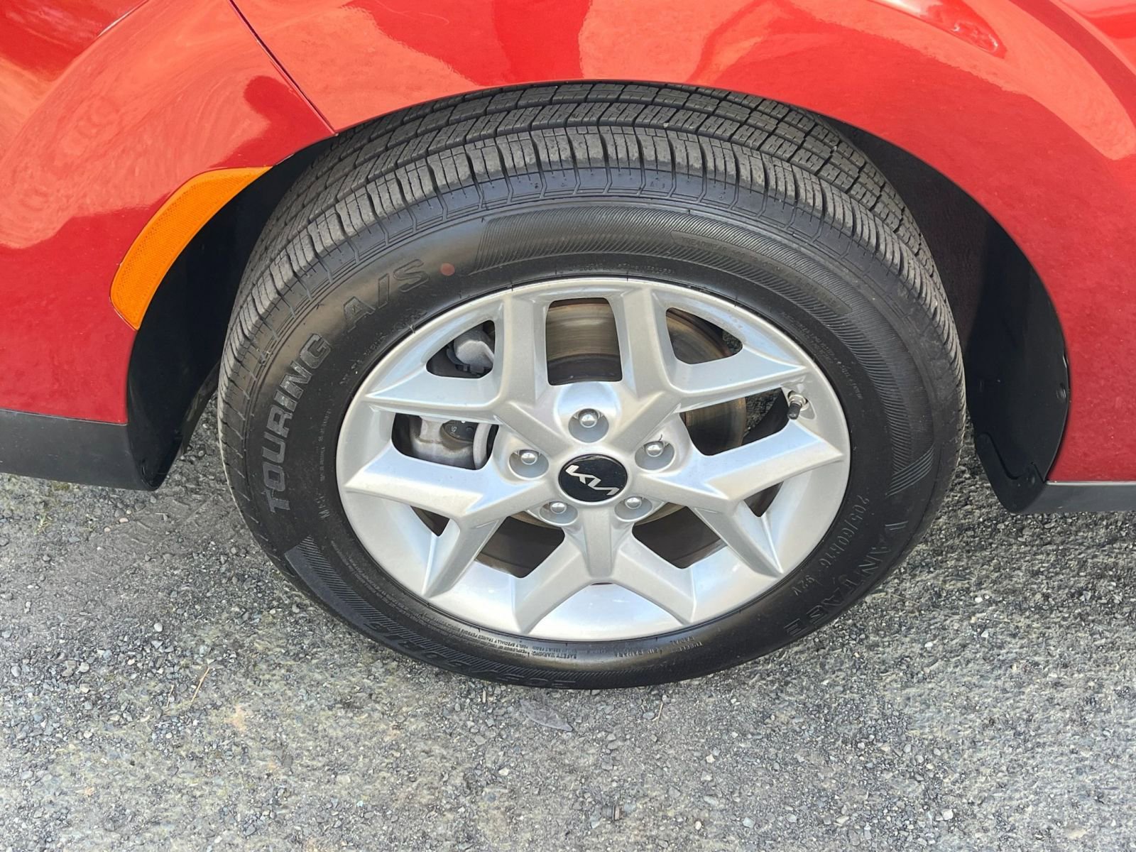 Used 2025 Kia Soul LX w/ LX Technology Package image 28