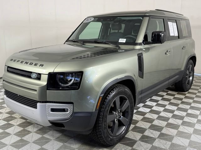 Used 2025 Land Rover Defender 110 S AWD/4WD image 2