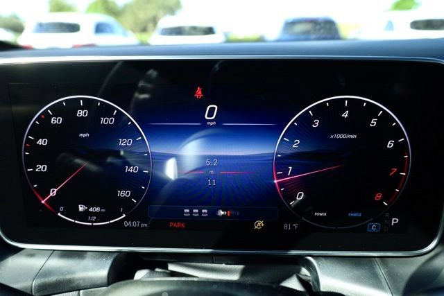 Used 2026 Mercedes-Benz GLC 300 image 11