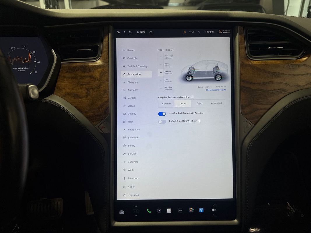 Used 2020 Tesla Model X image 81