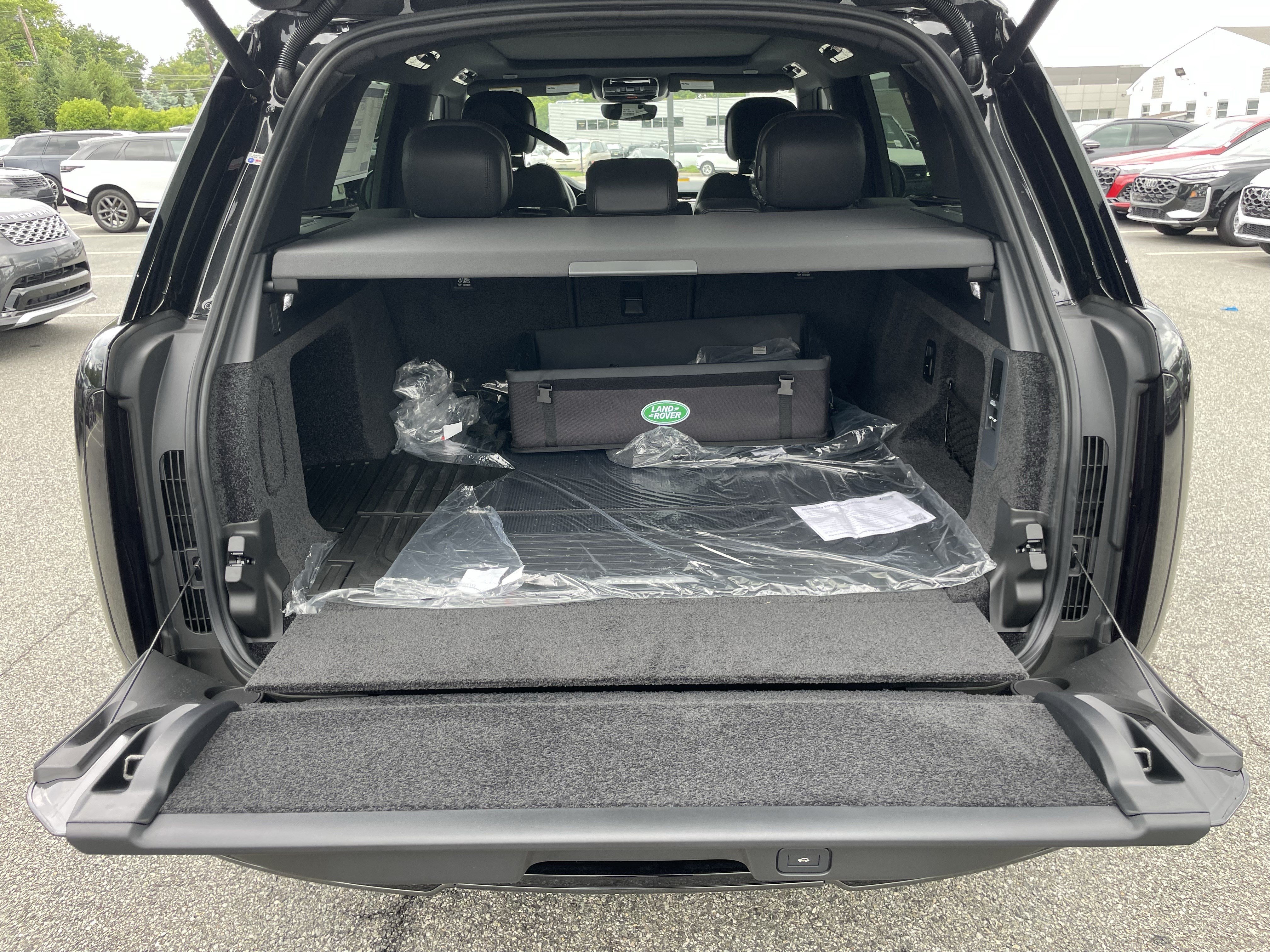 New 2026 Land Rover Range Rover SE AWD/4WD image 37