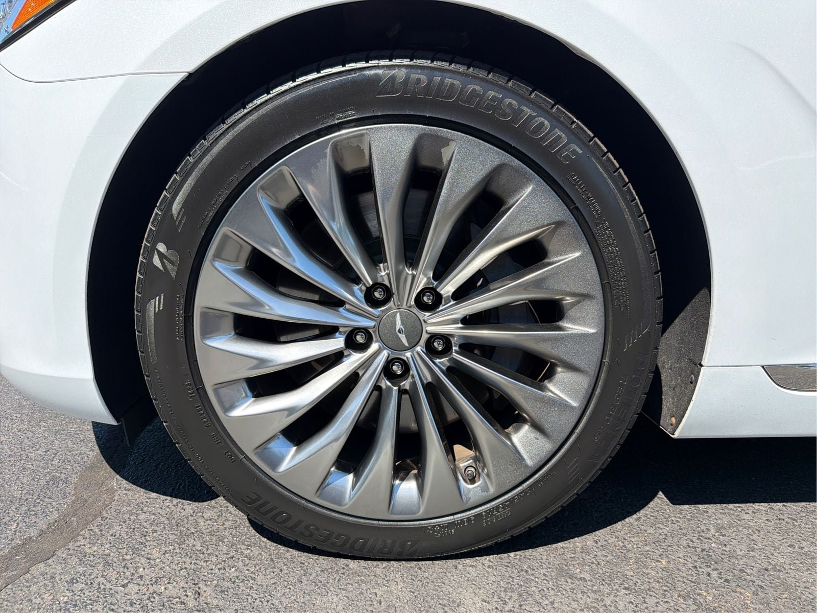 Used 2017 Genesis G90 3.3T Premium AWD/4WD image 25