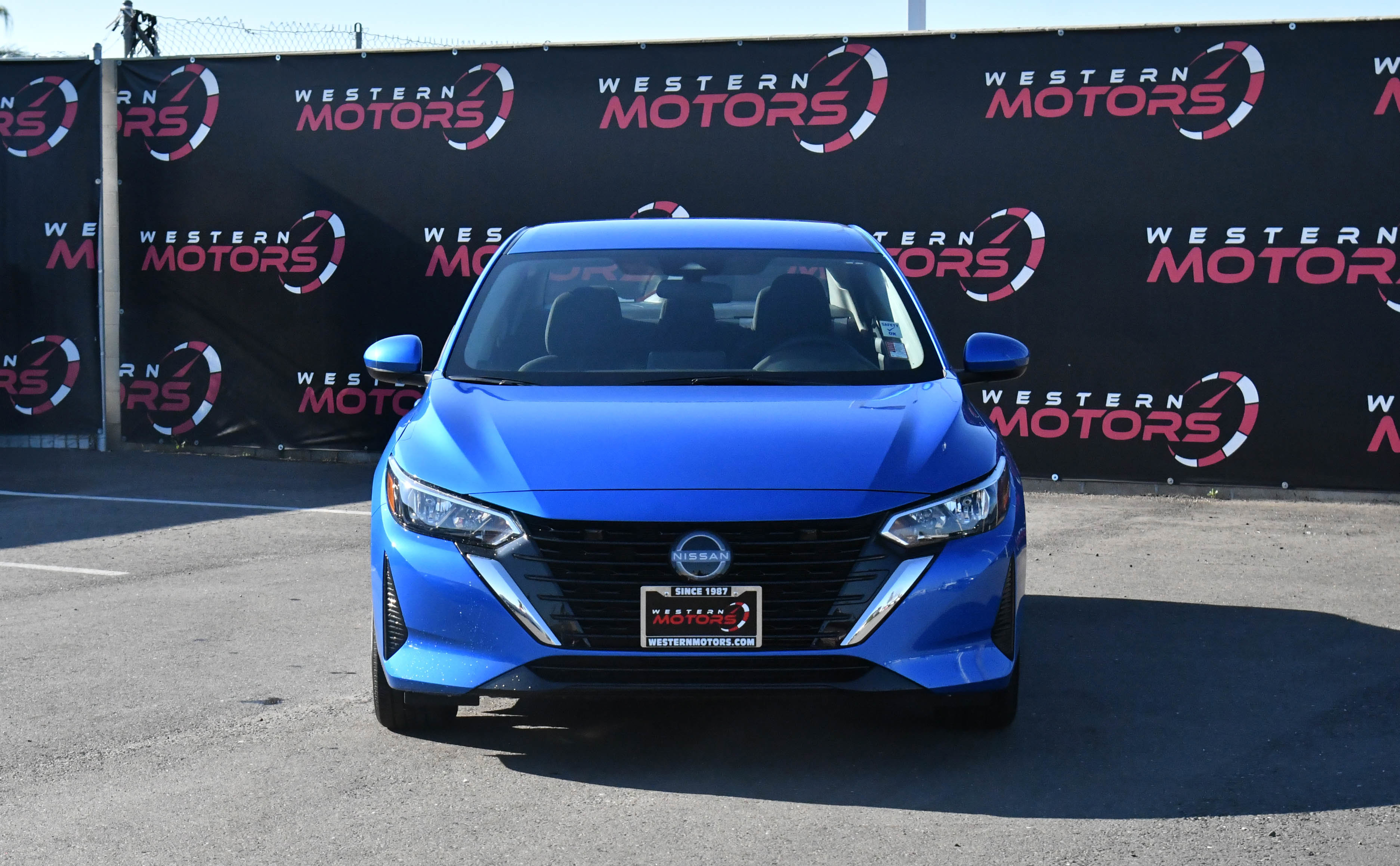 Used 2025 Nissan Sentra SV image 2