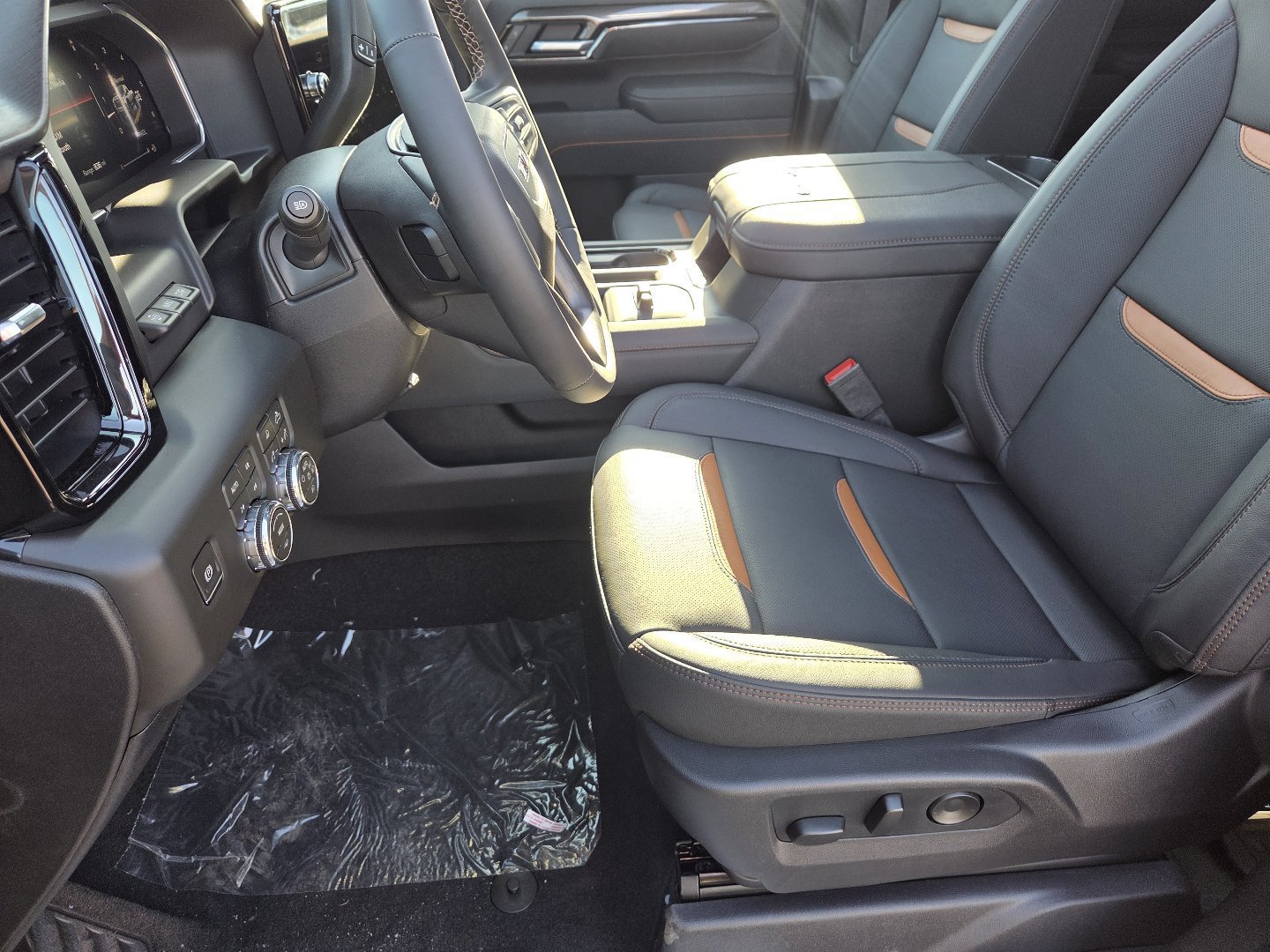 New 2026 GMC Sierra 2500 AT4 w/ AT4 Premium Plus Package AWD/4WD image 28