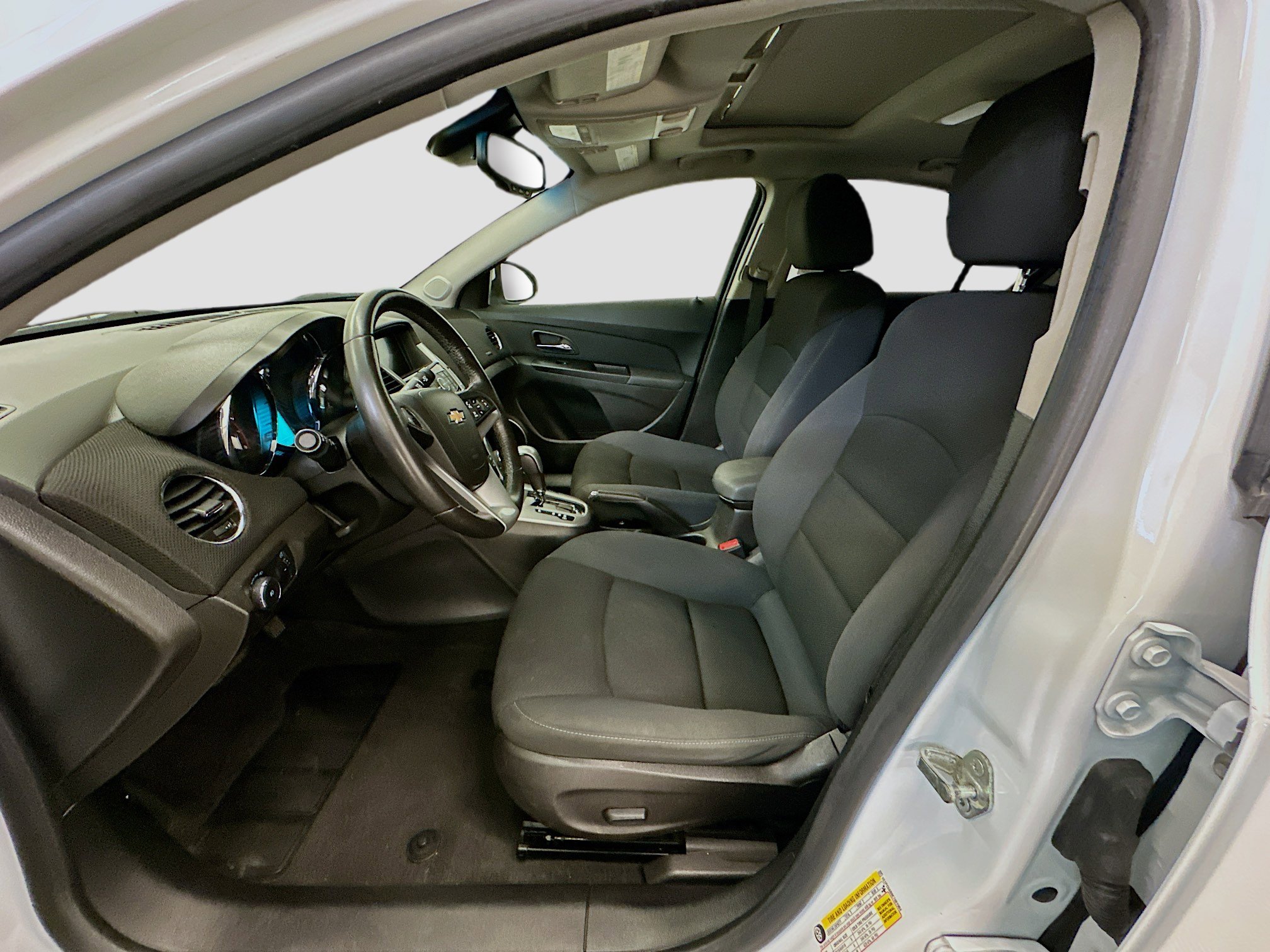 Used 2014 Chevrolet Cruze LT w/ All-Star Edition FWD image 13