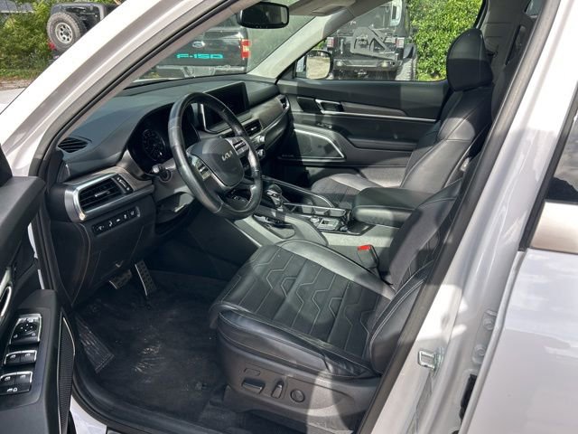 Used 2022 Kia Telluride SX w/ SX Prestige Package image 5
