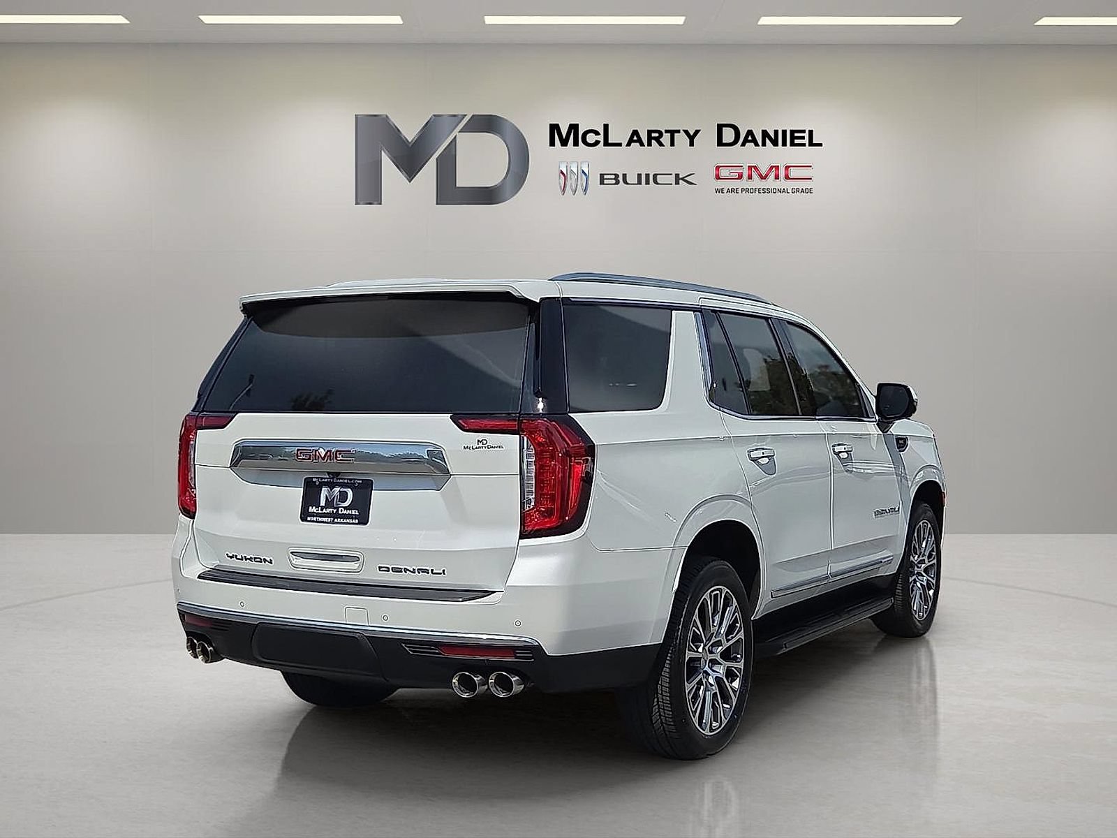 Certified 2024 GMC Yukon Denali AWD/4WD image 14