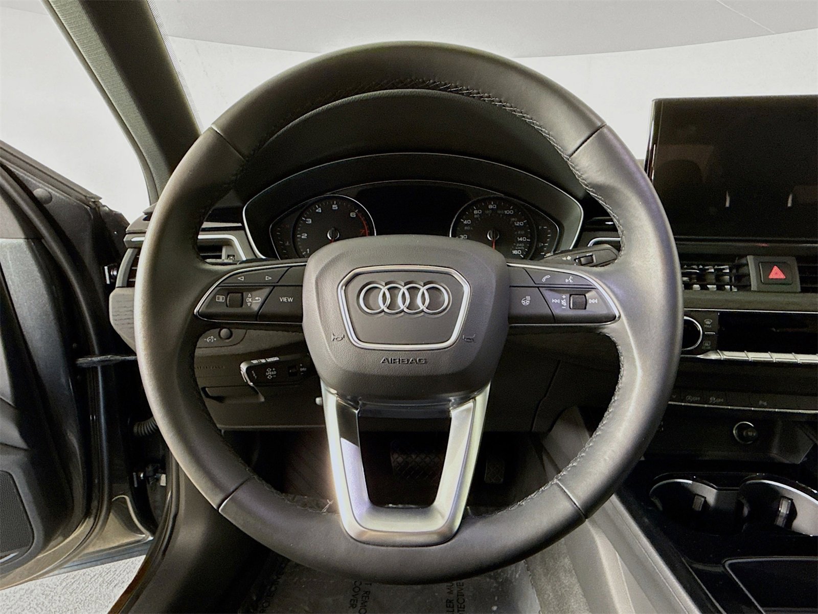 Used 2024 Audi A4 2.0T Premium w/ Convenience Package image 11