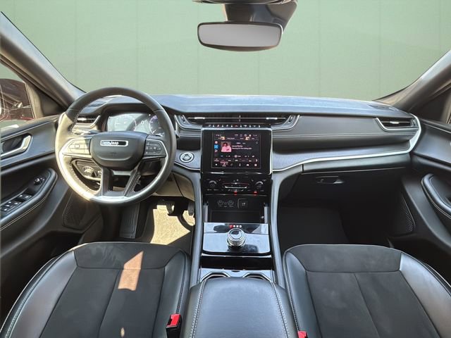 Certified 2023 Jeep Grand Cherokee Altitude AWD/4WD image 20