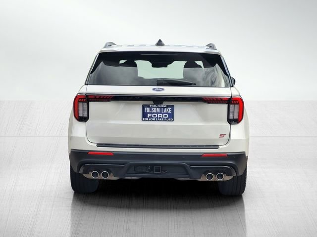 Certified 2025 Ford Explorer ST AWD/4WD image 5