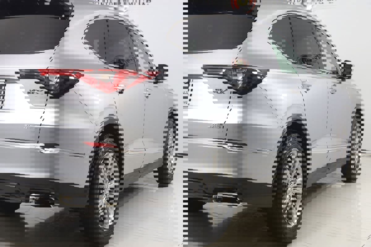 Used 2023 Acura MDX SH-AWD image 46