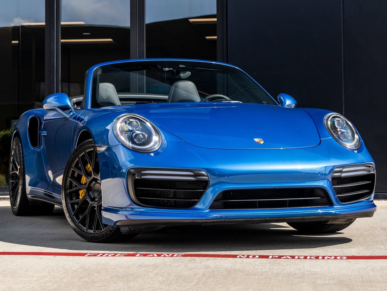 Used 2017 Porsche 911 Turbo S AWD/4WD image 6